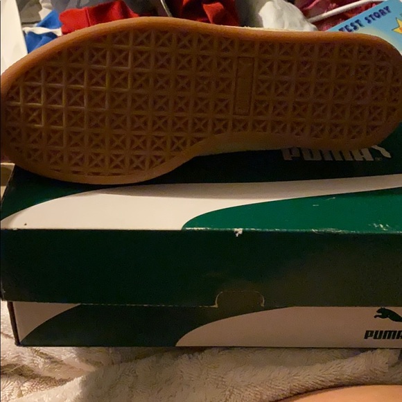 BRAND NEW!!! PUMAS - Picture 2 of 3